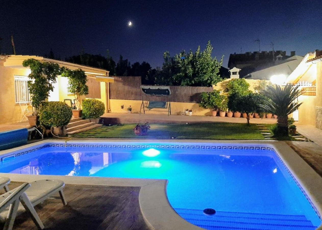 Chalet Vacacional Con Piscina Privada Y Barbacoa Tarragona Eksteriør billede