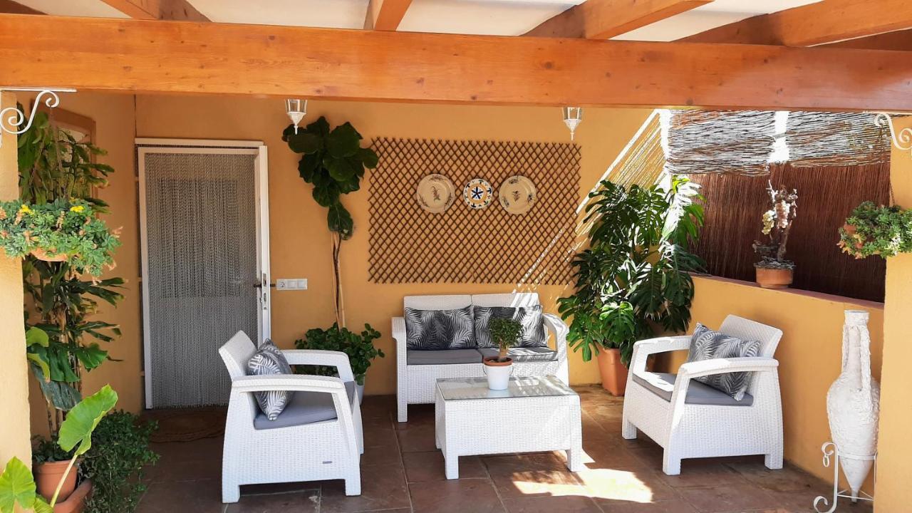 Chalet Vacacional Con Piscina Privada Y Barbacoa Tarragona Eksteriør billede